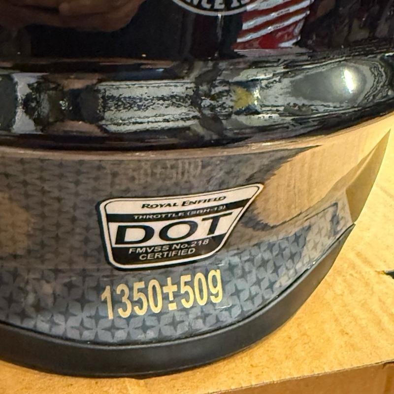 Helm Full Face Throttle DS Kinetic XL BESAR RRGHEA241278 Hitam Kilap - Royal Enfield ASLI
