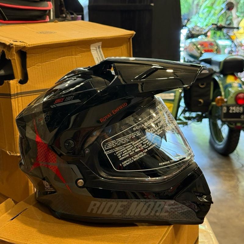 Helm Full Face Throttle DS Kinetic XL BESAR RRGHEA241278 Hitam Kilap - Royal Enfield ASLI
